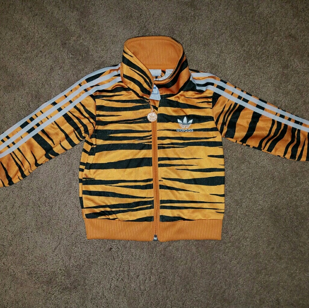 Kids Adidas Jacket size 80/ 12 months